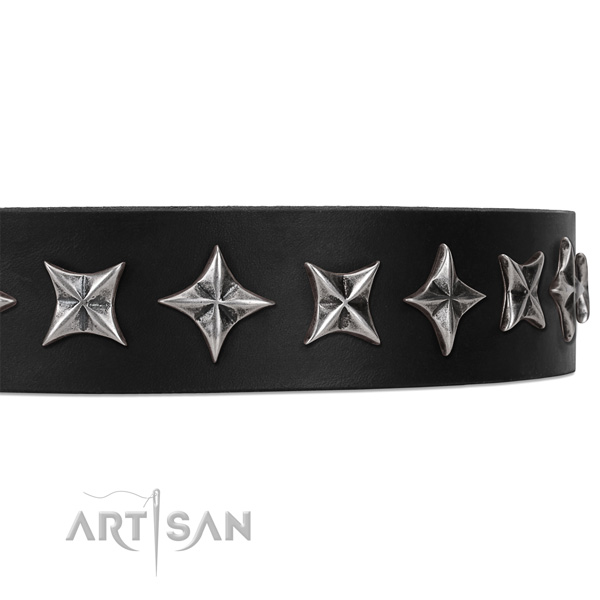 Handy use embellished dog collar of top quality leather