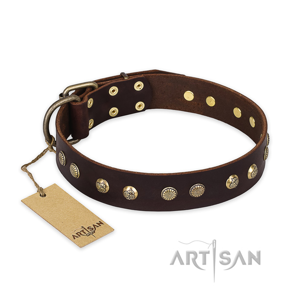 Easy wearing leather dog collar with corrosion proof buckle