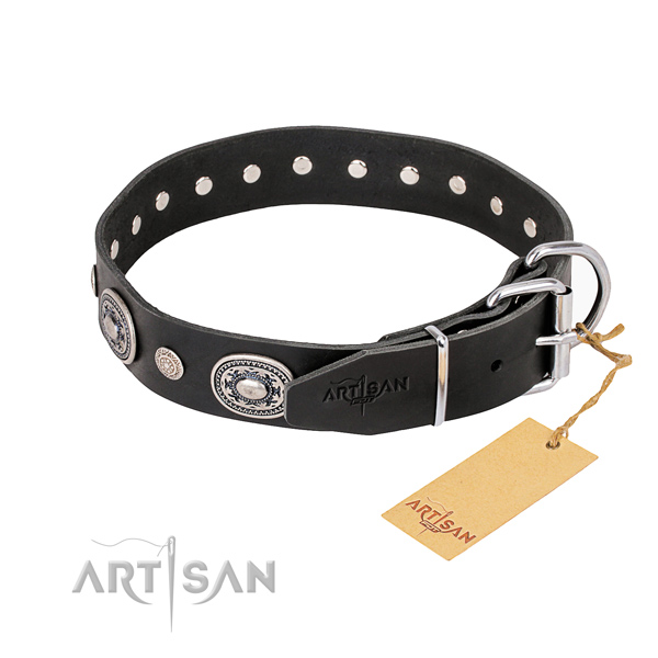 Top rate genuine leather dog collar made for daily walking